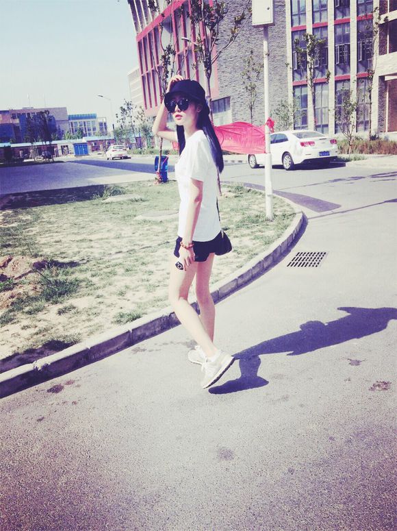 ӡСá΢ղء <a href='www.aiwenwan.net' target='_blank'><u>Ů</u></a>߳