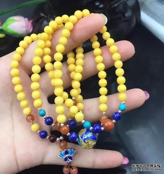 ڽں