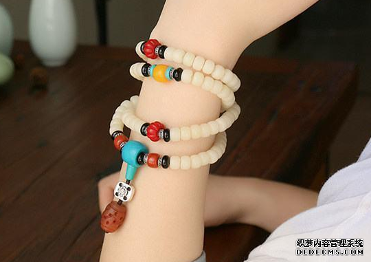 ԭô<a href='www.aiwenwan.net' target='_blank'><u>ʺ</u></a>Ůٿ