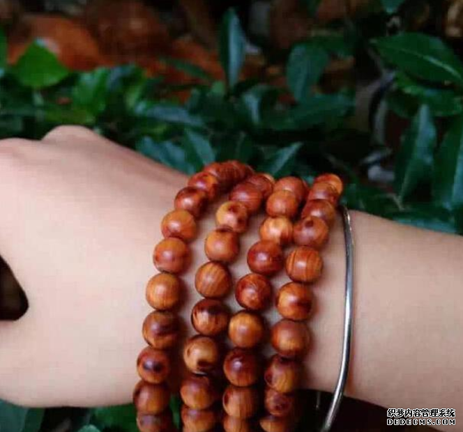 <a href='www.aiwenwan.net' target='_blank'><u></u></a>