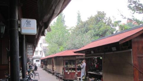 古玩收藏这一行业开始渐渐的兴盛了起来