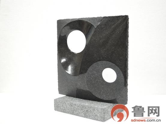 俄罗斯、乌克兰着重体现油画、设计等作品