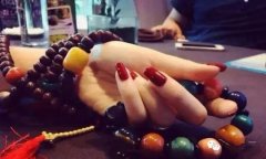 ˫ʮһҪ���ֵ��ǰ�Ů�ˣ�������������