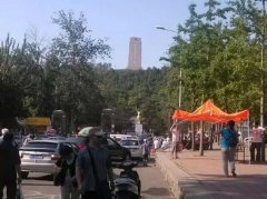 ɽ������Ӣ��ɽ�Ļ������棩�г�һ����