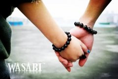 �����У����˵�����Ÿ��Լ�һ�������ӣ�