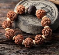 �������� ��������������ô���棿 �����������Խ��Խ�죿