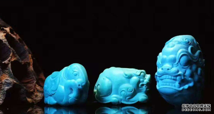 �������ѡ����ʯ��ʱ���Ҫ�����ɫ�Ƚ϶������ʯ