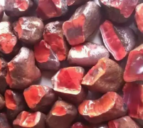  Ŀǰ�Ϻ�������г����Ĵ���ɽ��ԭʯ