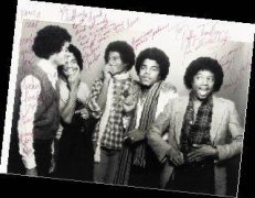 �й�������Ʒ���̳�Ϊ���ղ��߹�ע�Ľ���