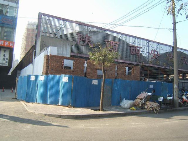 西安古玩城已变空城,商家难以维持生计!古玩未来